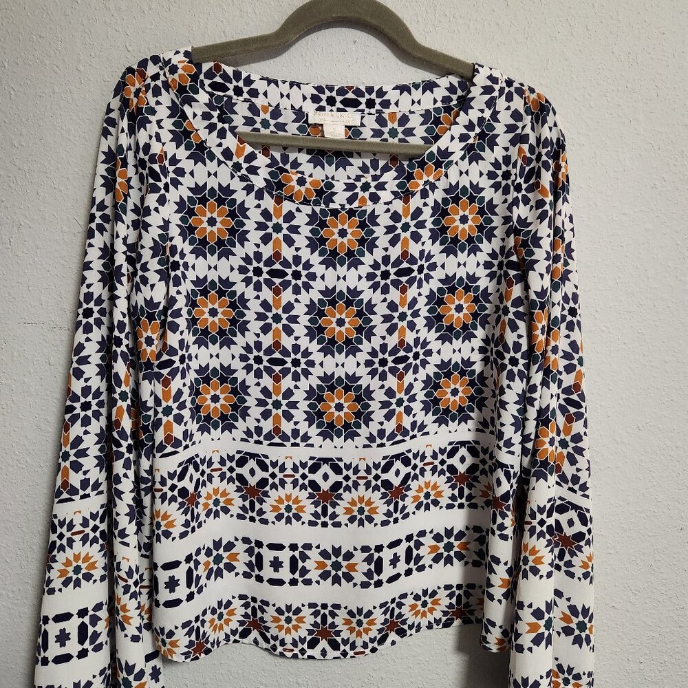 Finn & Grace | Boho Geometric Pattern Shirt Medium